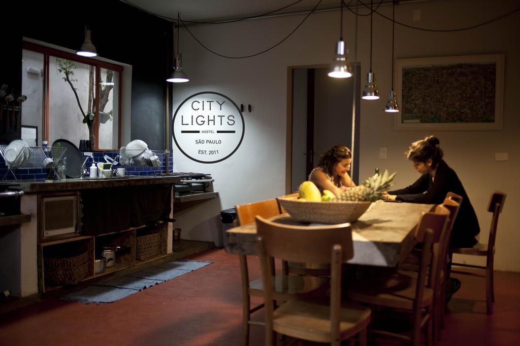 Citylights Hostel เซาเปาโล ภายนอก รูปภาพ